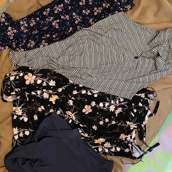 Various name brand bundles - Picture 1 of 7